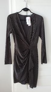 NEW TFNC LONDON BLACK SILVER STRIPE VELVET DRESS SIZE LARGE